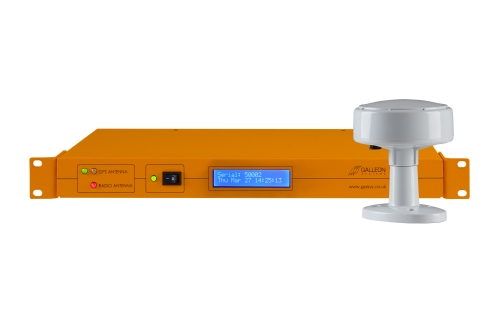 Vue avant du NTS-7001 serveur NTP de haute précision